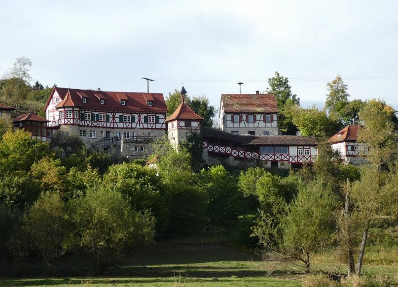Ruine Niedergundelfingen, Germany